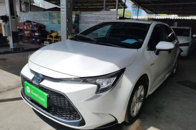 Ojetý Toyota Levin 2022 Dual-Engine 1.8H E-CVT Luxury Edition