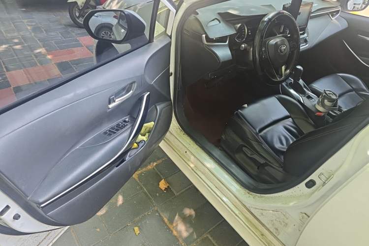 Used Toyota Levin 2022 Dual-Engine 1.8H E-CVT Luxury Edition Driver Seat