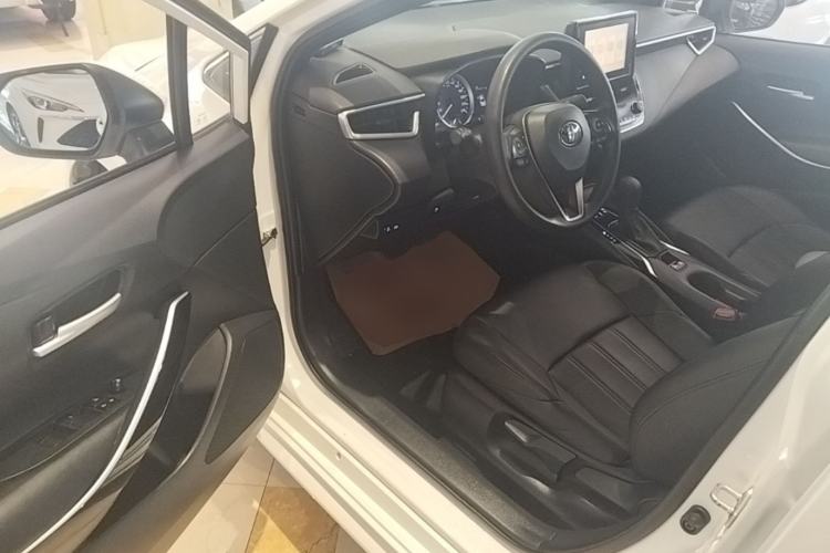 Used Toyota Levin 2022 Dual-Motor 1.8H E-CVT Leading Edition Driver Seat