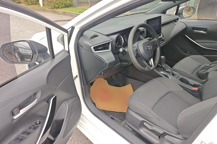 Used Toyota Levin 2022 Dual-Motor 1.8H E-CVT Leading Edition Driver Seat
