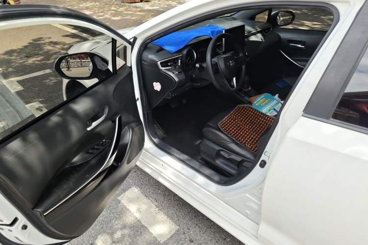 Used Toyota Levin 2022 Dual-Engine 1.8H E-CVT Luxury Edition Driver Seat