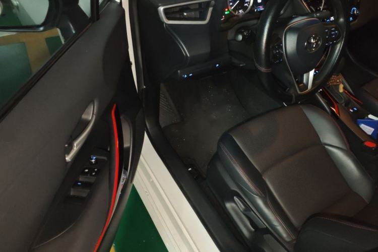 Used Toyota Levin 2022 Dual-Motor 1.8H E-CVT Sport Edition Driver Seat