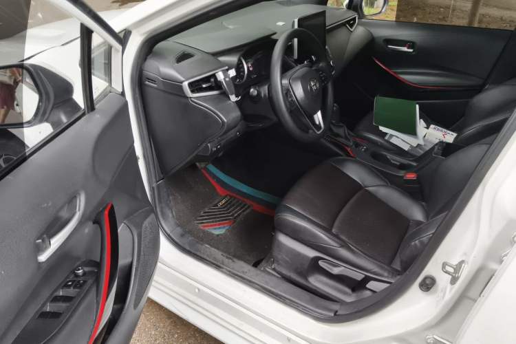 Used Toyota Levin 2022 Dual-Motor 1.8H E-CVT Sport Edition Driver Seat