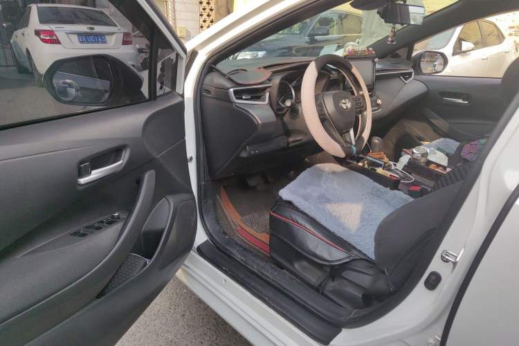 Used Toyota Levin 2022 185T CVT Luxury Edition Driver Seat
