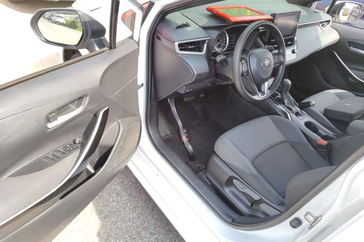 Used Toyota Levin 2022 Dual-Motor 1.8H E-CVT Leading Edition Driver Seat