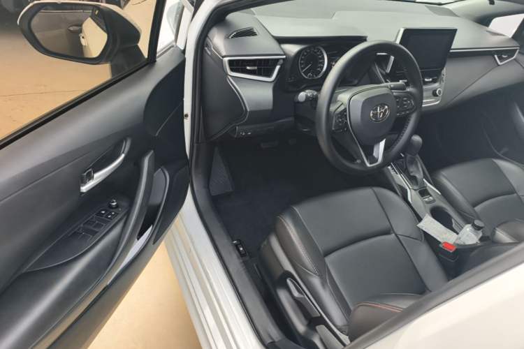 Used Toyota Levin 2022 185T CVT Luxury Edition Driver Seat