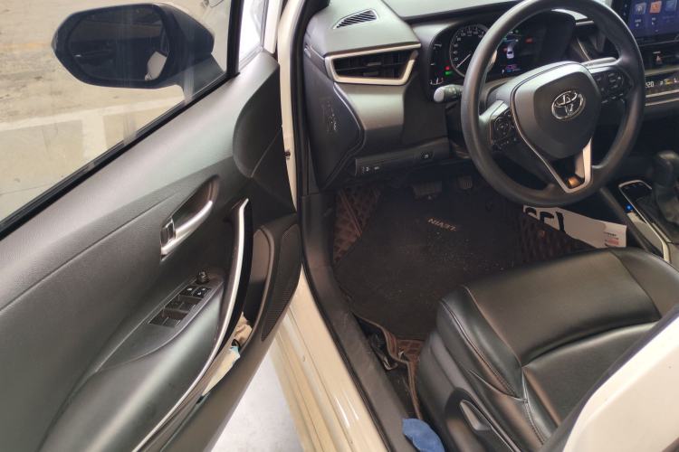Used Toyota Levin 2022 Dual-Motor 1.8H E-CVT Leading Edition Driver Seat