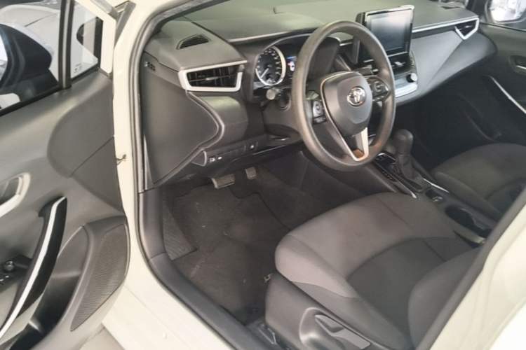 Used Toyota Levin 2022 Dual-Motor 1.8H E-CVT Leading Edition Driver Seat