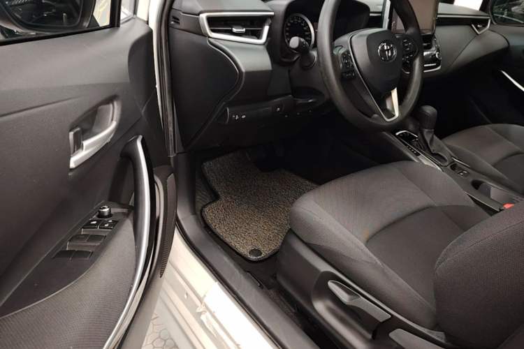 Used Toyota Levin 2022 Dual-Engine 1.8H E-CVT Luxury Edition Driver Seat