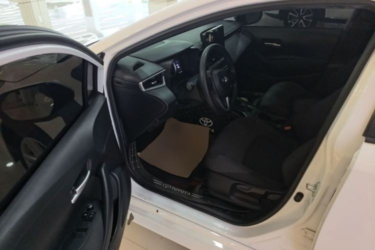 Used Toyota Levin 2022 185T CVT Luxury Edition Driver Seat