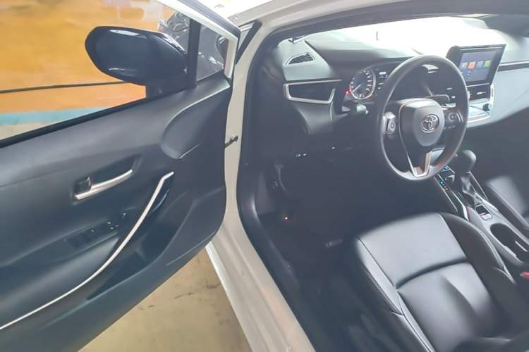 Used Toyota Levin 2022 Dual-Motor 1.8H E-CVT Leading Edition Driver Seat