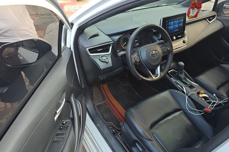 Used Toyota Levin 2022 185T CVT Luxury Edition Driver Seat