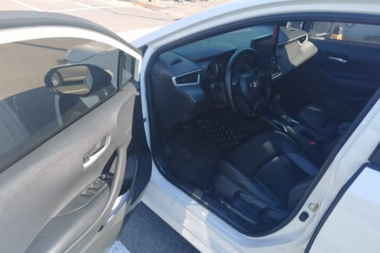 Used Toyota Levin 2022 Facelift TNGA 1.5L CVT Progressive Edition Driver Seat