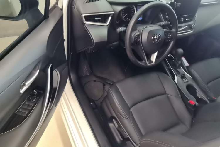 Used Toyota Levin 2022 Dual-Engine 1.8H E-CVT Luxury Edition Driver Seat