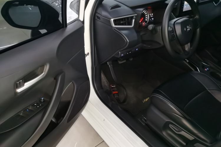Used Toyota Levin 2022 Facelift TNGA 1.5L CVT Progressive Edition Driver Seat