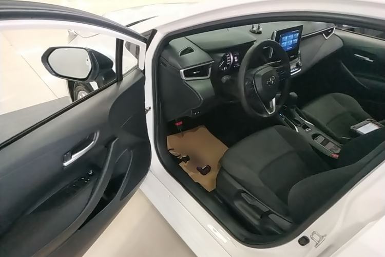 Used Toyota Levin 2022 185T CVT Luxury Edition Driver Seat