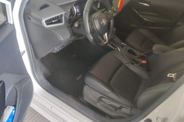Used Toyota Levin 2022 185T CVT Luxury Edition Driver Seat