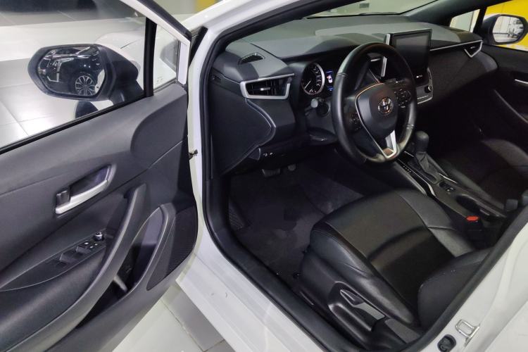 Used Toyota Levin 2022 185T CVT Luxury Edition Driver Seat