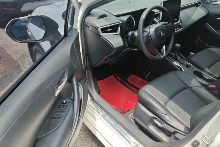 Used Toyota Levin 2022 185T CVT Luxury Edition Driver Seat