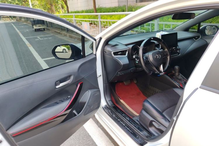 Used Toyota Levin 2022 Dual-Motor 1.8H E-CVT Sport Edition Driver Seat