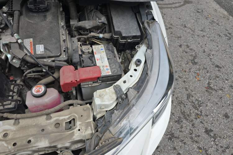 Used Toyota Levin 2022 Dual-Motor 1.8H E-CVT Leading Edition Engine Bay Left