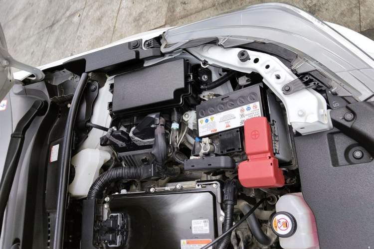 Used Toyota Levin 2022 Dual-Engine 1.8H E-CVT Luxury Edition Engine Bay Left