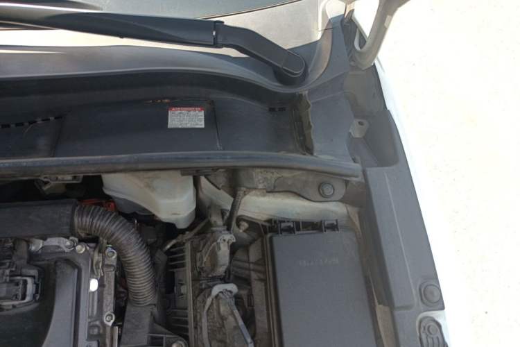 Used Toyota Levin 2022 Dual-Engine 1.8H E-CVT Luxury Edition Engine Bay Left