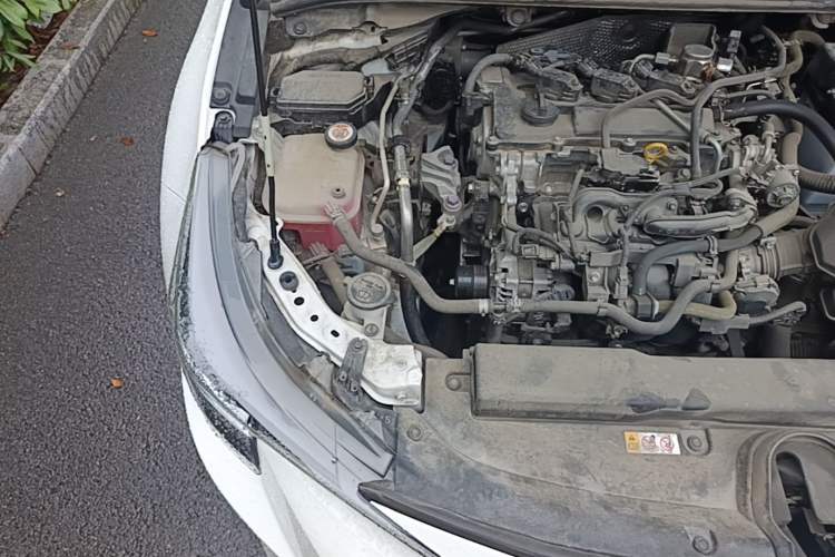 Used Toyota Levin 2022 Facelift TNGA 1.5L CVT Progressive Edition Engine Bay Right