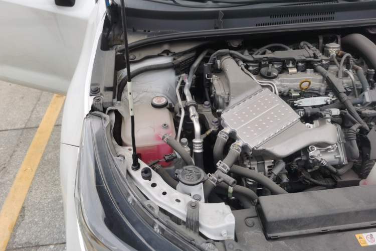 Used Toyota Levin 2022 185T CVT Sport Edition Engine Bay Right