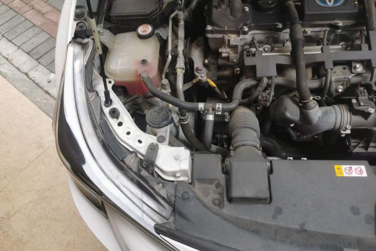Used Toyota Levin 2022 Dual-Engine 1.8H E-CVT Luxury Edition Engine Bay Right