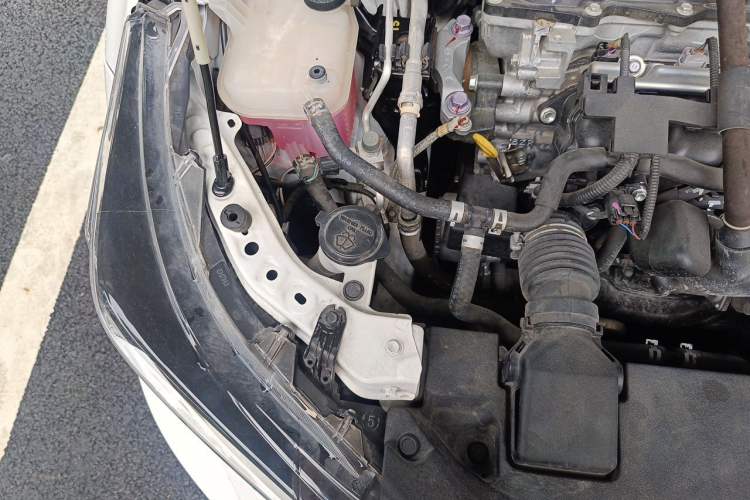 Used Toyota Levin 2022 Dual-Engine 1.8H E-CVT Luxury Edition Engine Bay Right