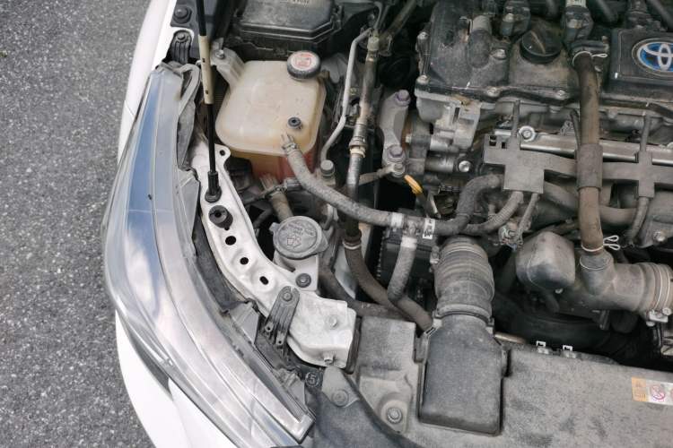 Used Toyota Levin 2022 Dual-Engine 1.8H E-CVT Luxury Edition Engine Bay Right