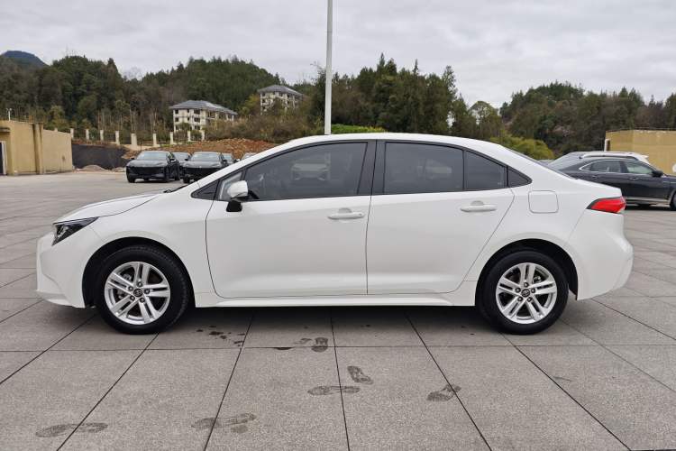 Used Toyota Levin 2022 185T CVT Luxury Edition Exterior 2