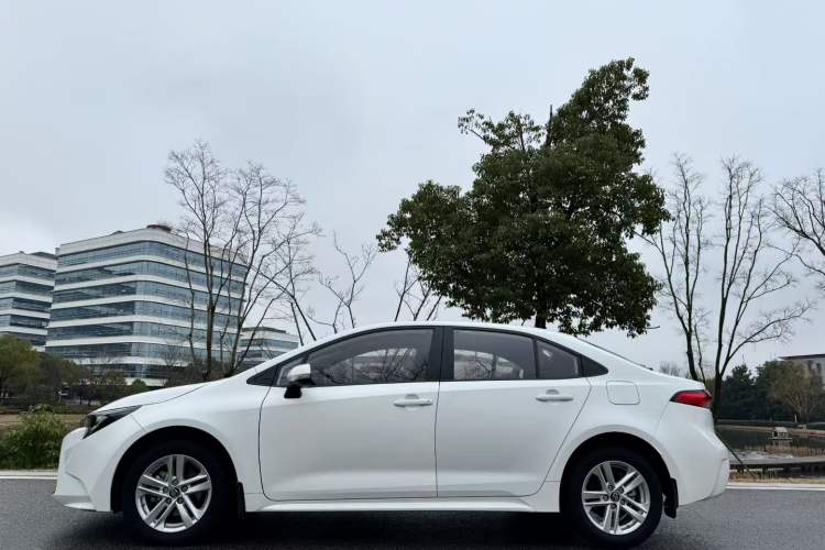 Used Toyota Levin 2022 185T CVT Luxury Edition Exterior 6