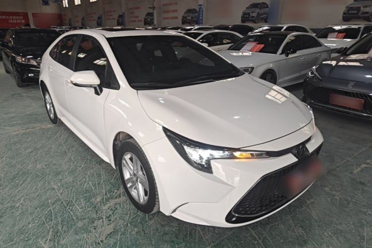 Used Toyota Levin 2022 185T CVT Luxury Edition Front Right 45 Deg