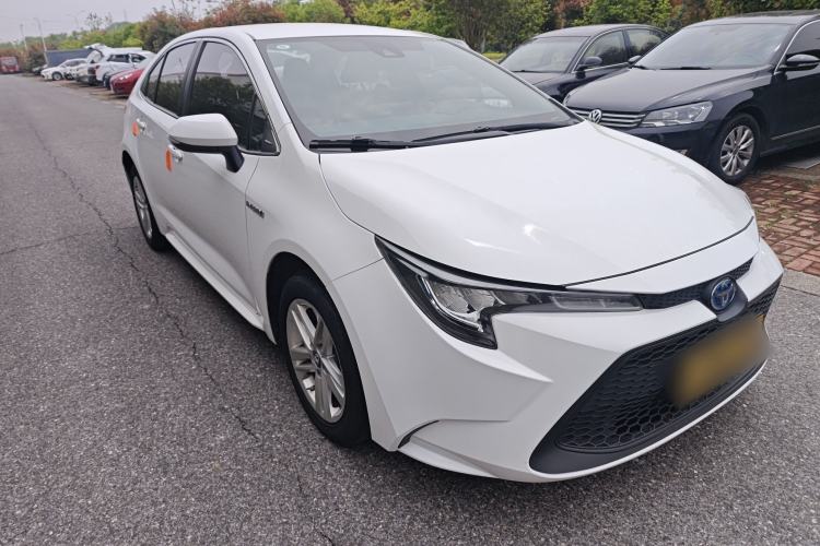 Used Toyota Levin 2022 Dual-Motor 1.8H E-CVT Leading Edition Front Right 45 Deg