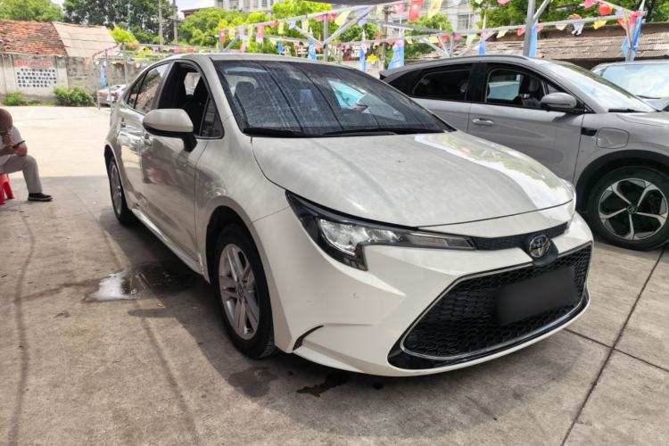 Used Toyota Levin 2022 185T CVT Luxury Edition Front Right 45 Deg