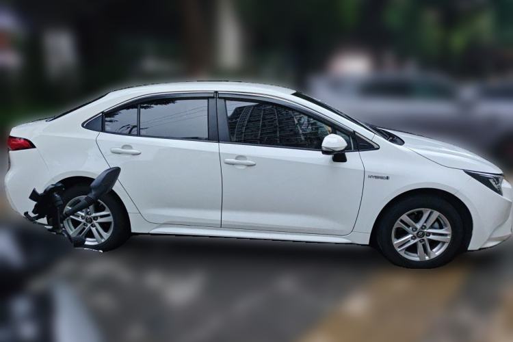 Used Toyota Levin 2022 Dual-Motor 1.8H E-CVT Leading Edition Front Right 45 Deg