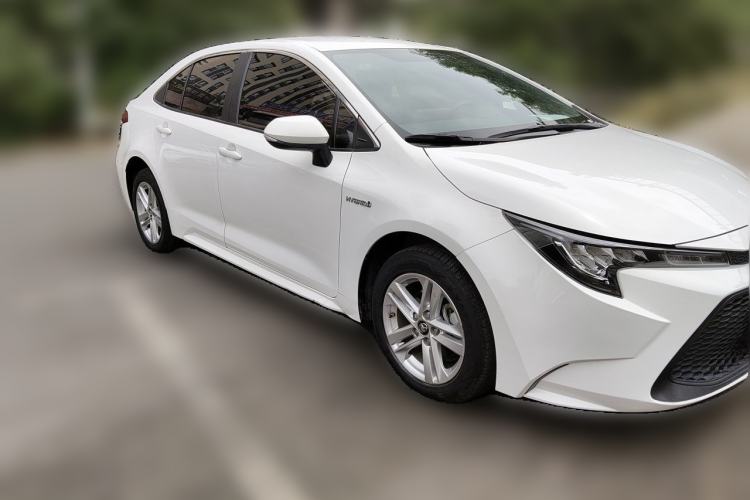 Used Toyota Levin 2022 Dual-Engine 1.8H E-CVT Luxury Edition Front Right 45 Deg