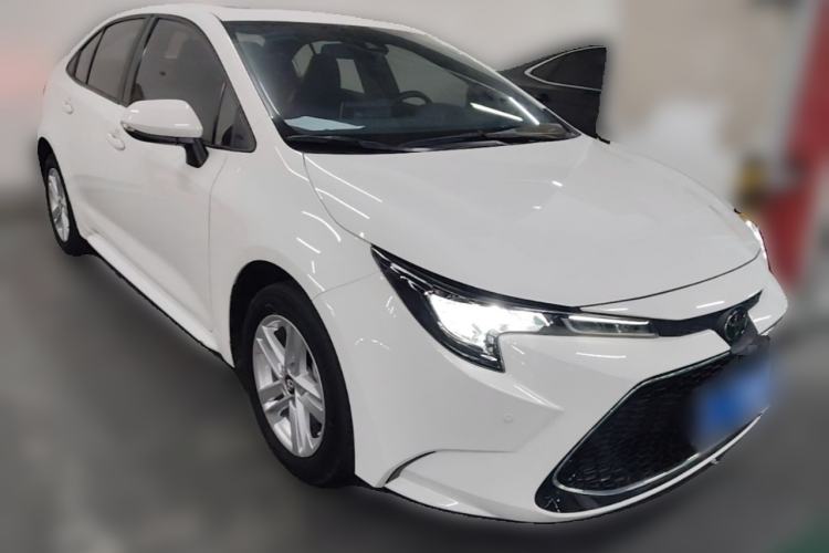 Used Toyota Levin 2022 185T CVT Luxury Edition Front Right 45 Deg