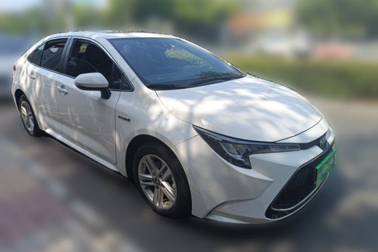 Used Toyota Levin 2022 Dual-Engine 1.8H E-CVT Luxury Edition Front Right 45 Deg