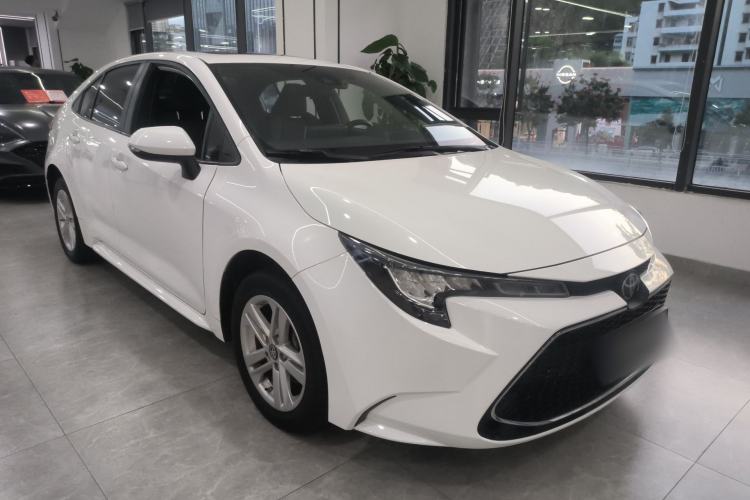 Used Toyota Levin 2022 185T CVT Luxury Edition Front Right 45 Deg