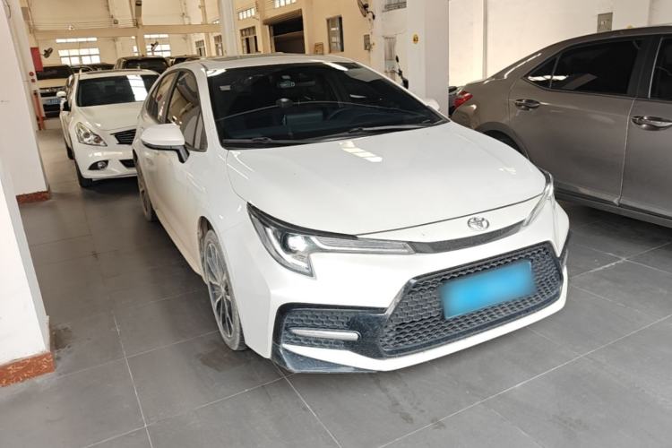 Used Toyota Levin 2022 185T CVT Sport Edition Front Right 45 Deg