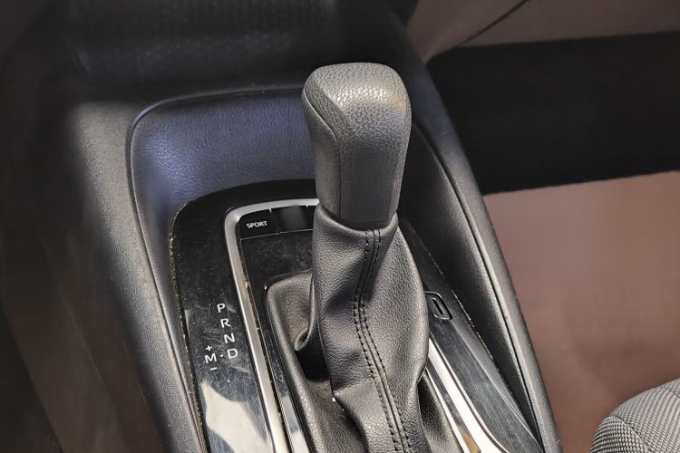 Used Toyota Levin 2022 Facelift TNGA 1.5L CVT Progressive Edition Gear Lever