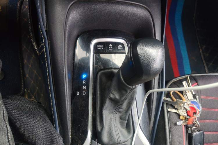 Used Toyota Levin 2022 Dual-Motor 1.8H E-CVT Progressive Edition Gear Lever