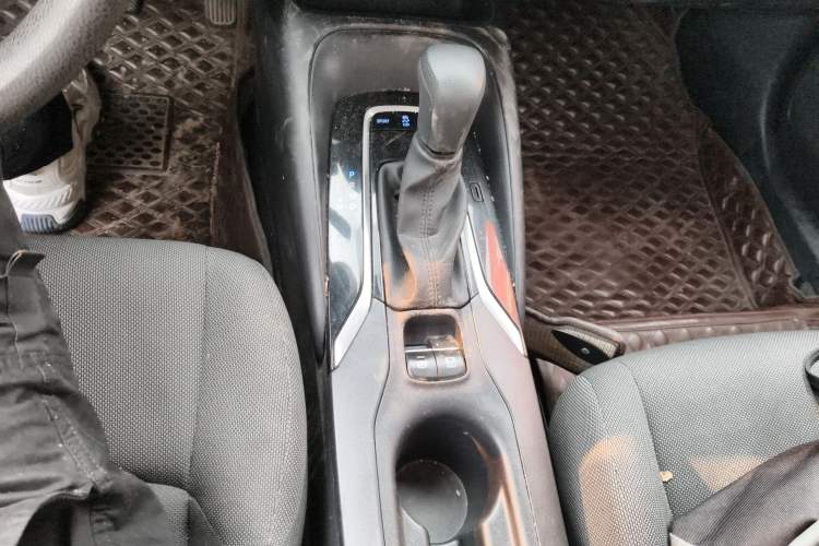 Used Toyota Levin 2022 Facelift TNGA 1.5L CVT Progressive Edition Gear Lever