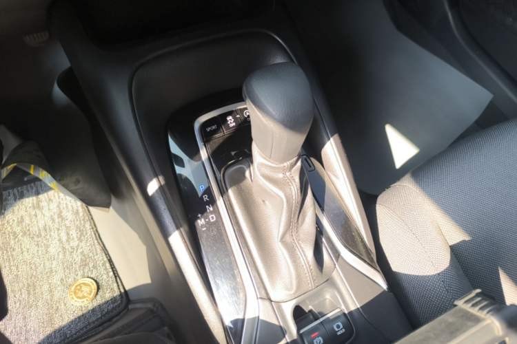 Used Toyota Levin 2022 185T CVT Luxury Edition Gear Lever
