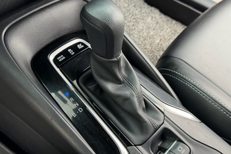 Used Toyota Levin 2022 Dual-Motor 1.8H E-CVT Leading Edition Gear Lever