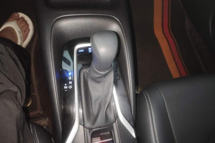 Used Toyota Levin 2022 185T CVT Luxury Edition Gear Lever