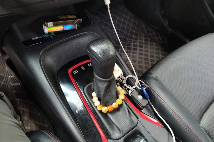 Used Toyota Levin 2022 Dual-Motor 1.8H E-CVT Sport Edition Gear Lever